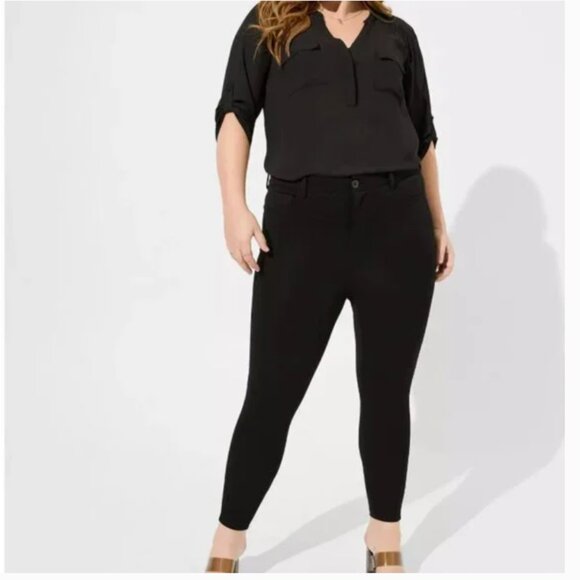 Studio by Torrid Bombshell Skinny Ankle Black Pant Size 16R - Picture 1 of 7